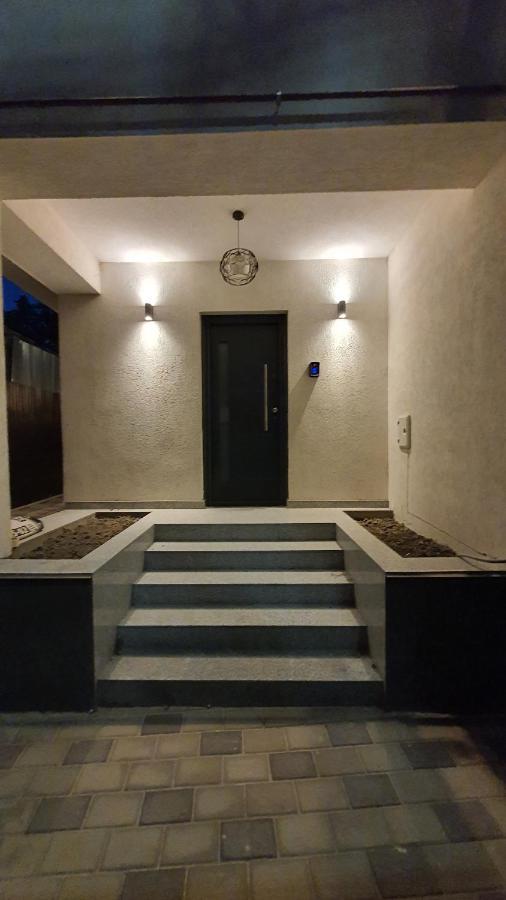 Cazare Spital Fundeni Bukarest Exterior foto