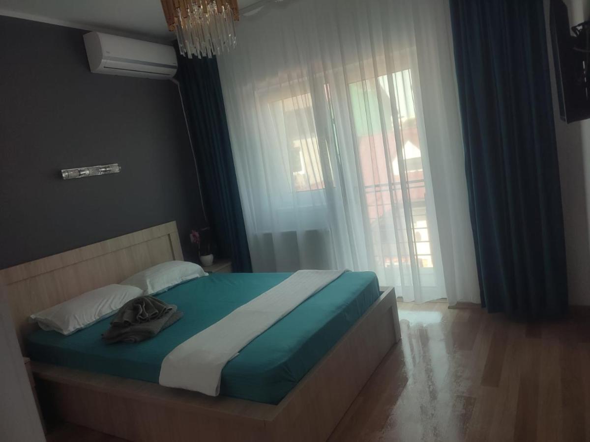 Cazare Spital Fundeni Bukarest Exterior foto